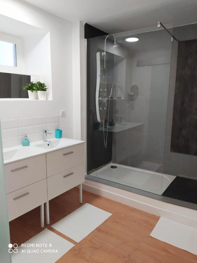 Appartement Rez De Chaussee 2 Chambres Avec Terrasse 康博莱班 外观 照片