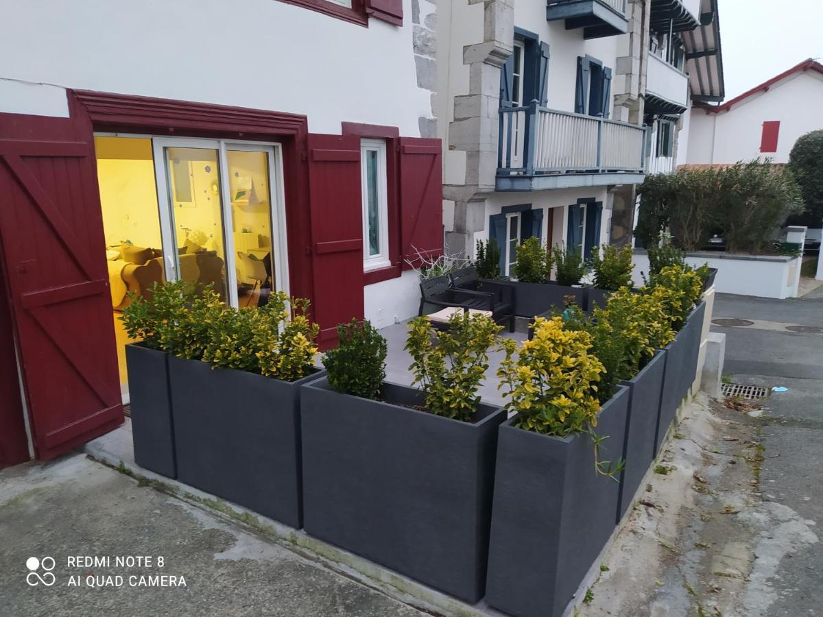 Appartement Rez De Chaussee 2 Chambres Avec Terrasse 康博莱班 外观 照片